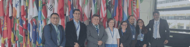 Dr. José Antonio Solís en conferencia internacional sobre radioterapia oncológica, junto a referentes de la salud mundial.